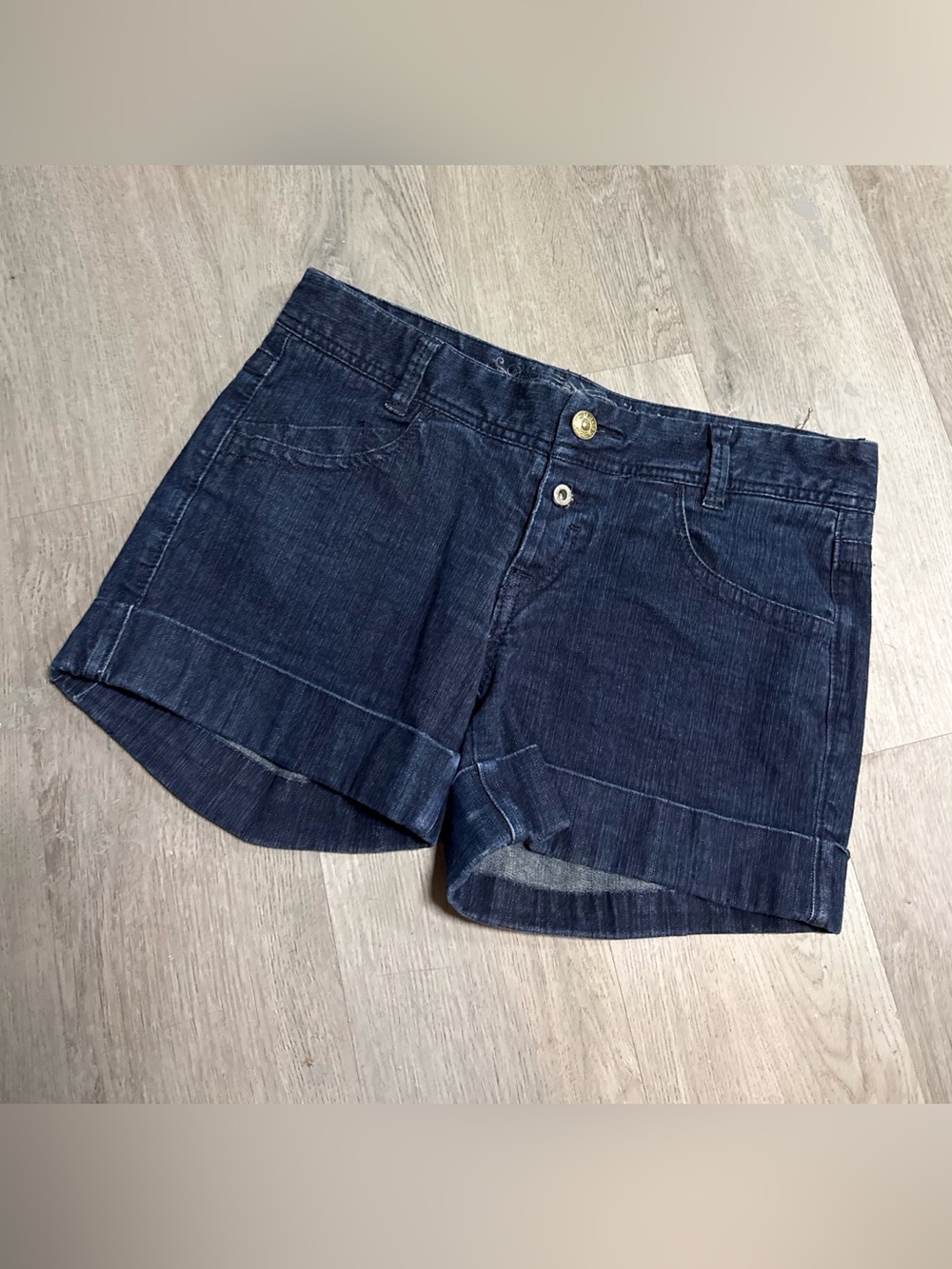 •EXPRESS• DENIM SHORTS